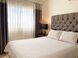 3 Schlafzimmer, Bügeleisen/Bügelbrett, WLAN, Bettwäsche