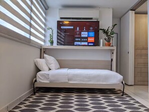 1 多间卧室、熨斗/熨衣板、WiFi、床单