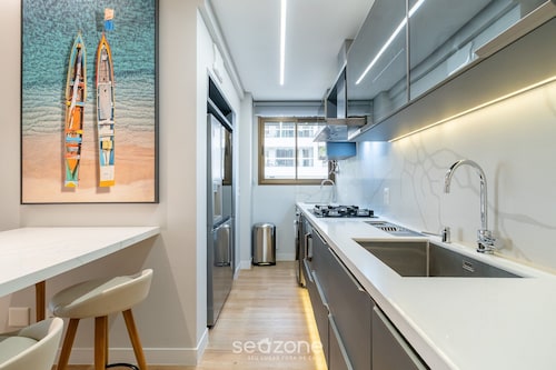 Apart w/ 2 Suites in Jurere Internacional Vvc0202