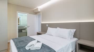 Apartamento básico | 2 quartos, Wi-Fi de cortesia