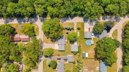 Norm’s Place – Family Fun Stay Near Caseville