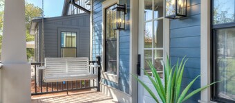 Enchanted Woods Cottage at Selah- 2 bed 2 bath