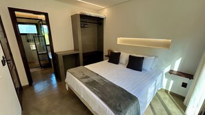 6 bedrooms, WiFi, bed sheets - CASA MANTIQUEIRA - Gonçalves - MG - 16 guests - 6 suites - swimming pool - gym (Gonçalves)