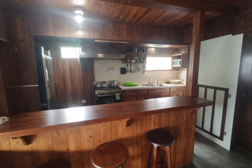 Monteverde Monkey Hostel