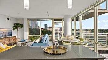 Luxury Apartment, 2 Bedrooms, Pets Allowed, City View | Living area | TV