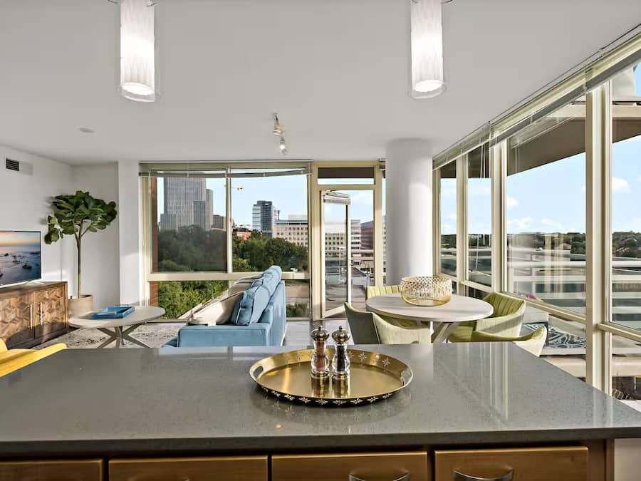 Luxury Apartment, 2 Bedrooms, Pets Allowed, City View | Living area | TV