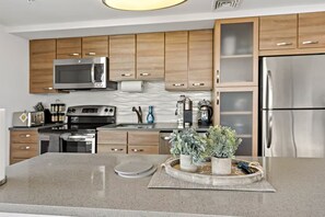 Luxury-Apartment, 2 Schlafzimmer, Haustiere gestattet, Stadtblick | Eigene Küche