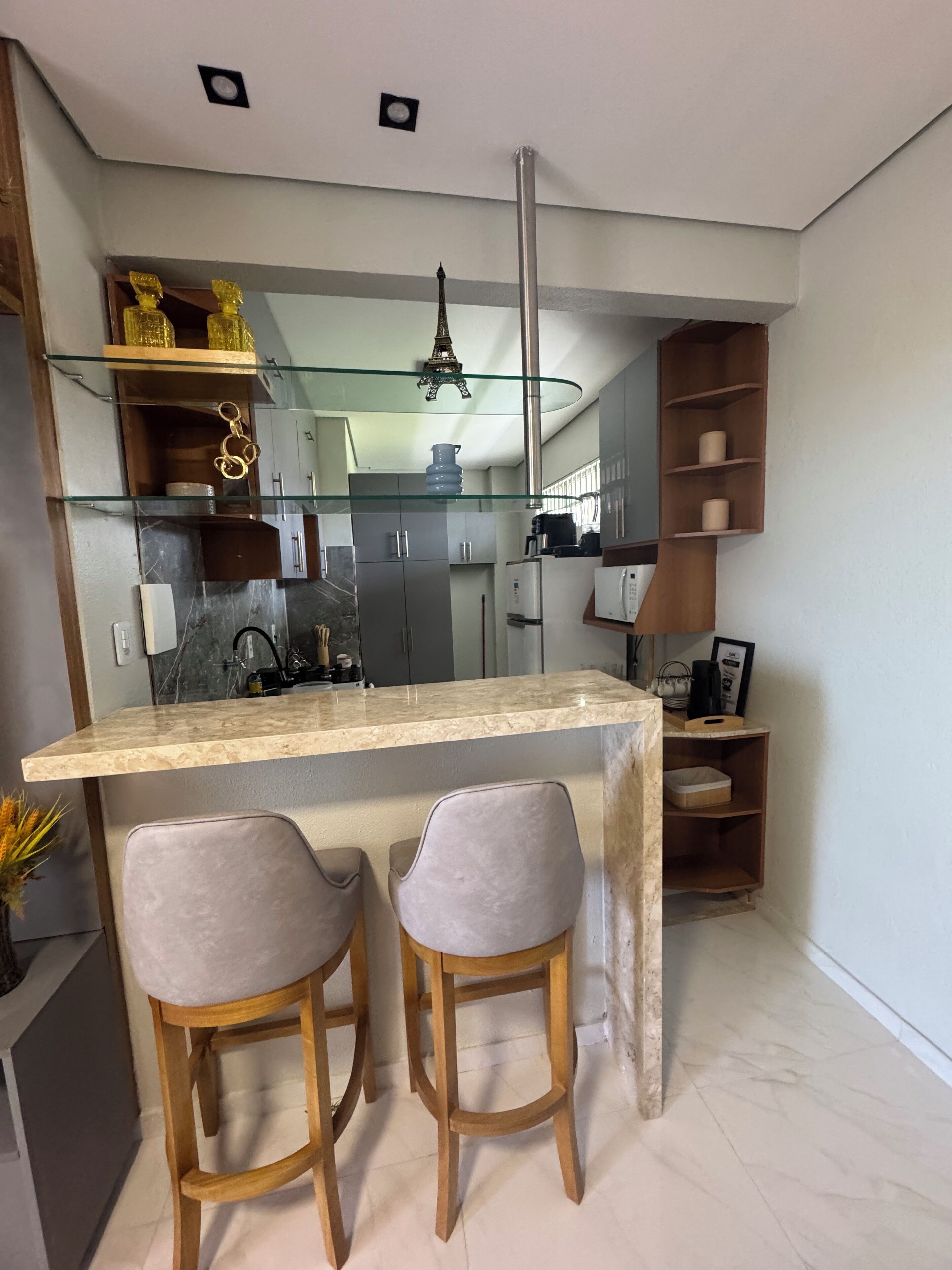 Micro-ondas, fogão, cooktop