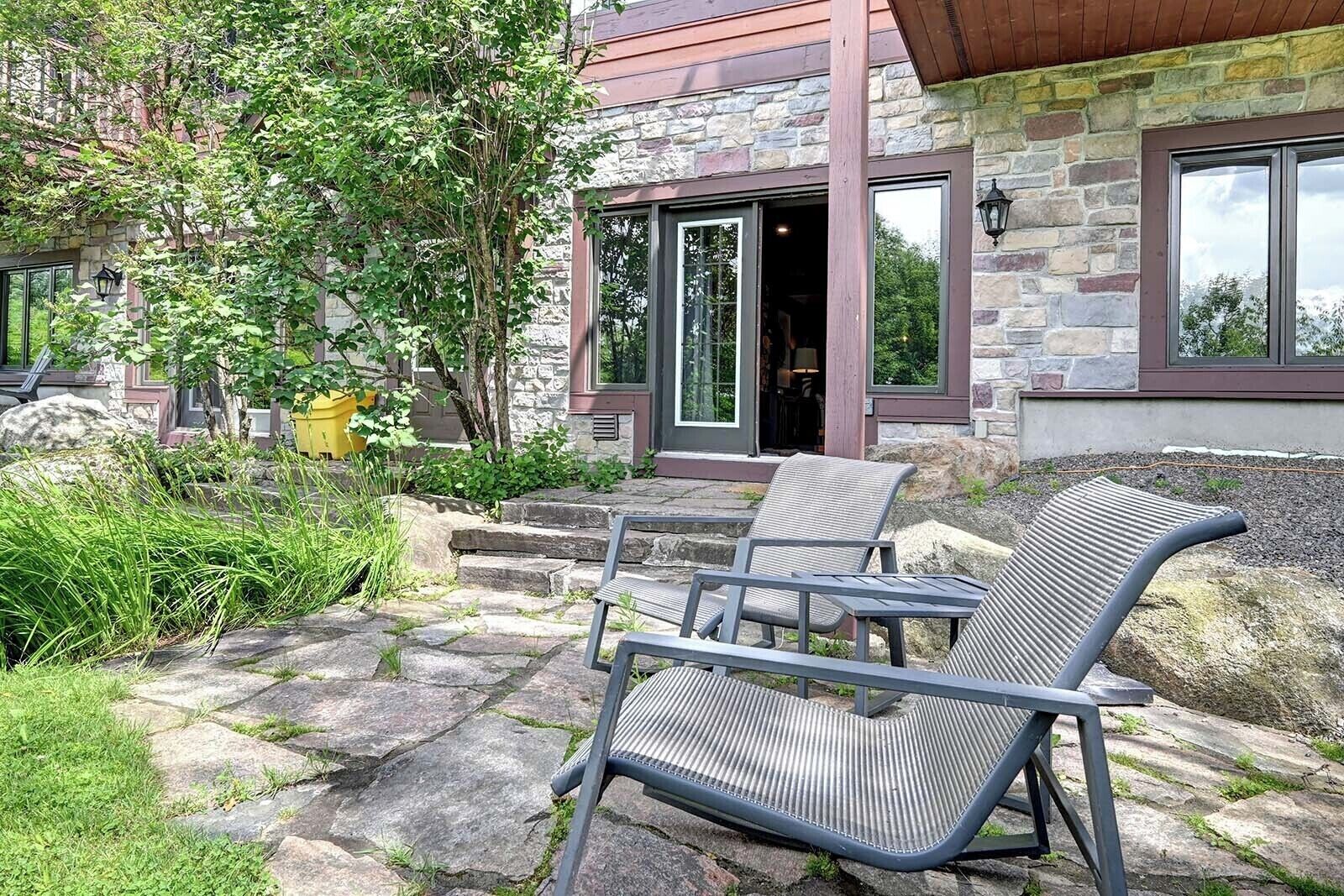 Design Condo, Patio, Mountain View | Terrace/patio