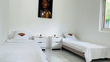 2 chambres, fer et planche Ă  repasser, Wi-Fi, draps fournis