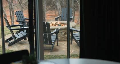 The Village Jewel at Selah- 2 bed 2 bath Sleeps 5 - Close to OU Campus