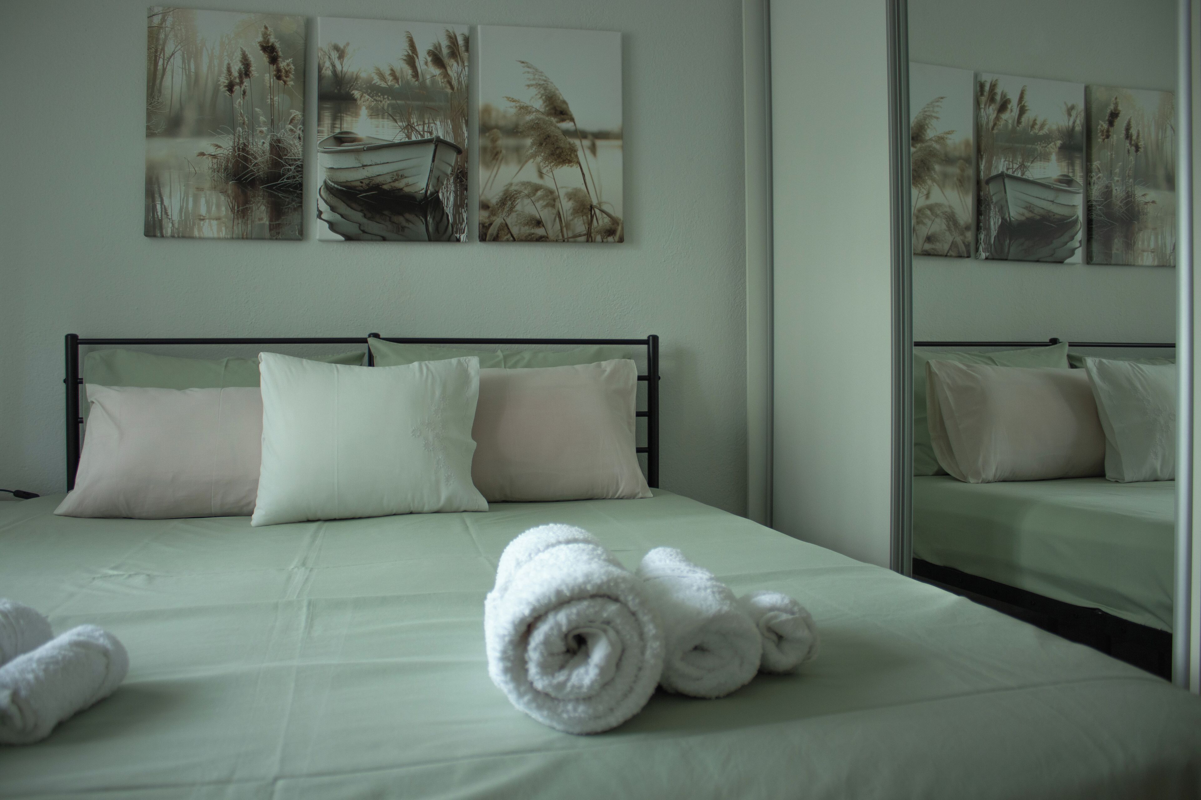 1 bedroom, iron/ironing board, internet