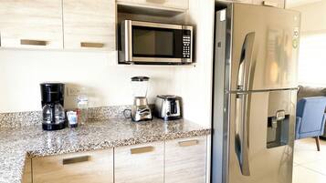 Microones, forn i placa de cuina