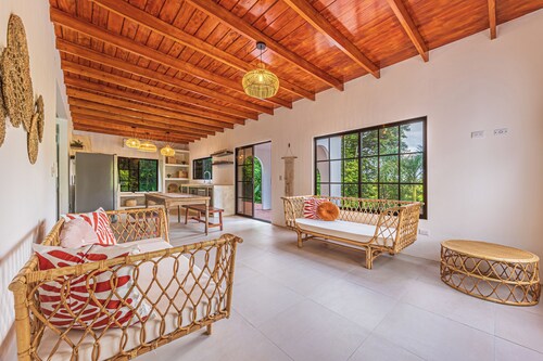 Primavera Ocean View Escape – 3 bedrooms w pool