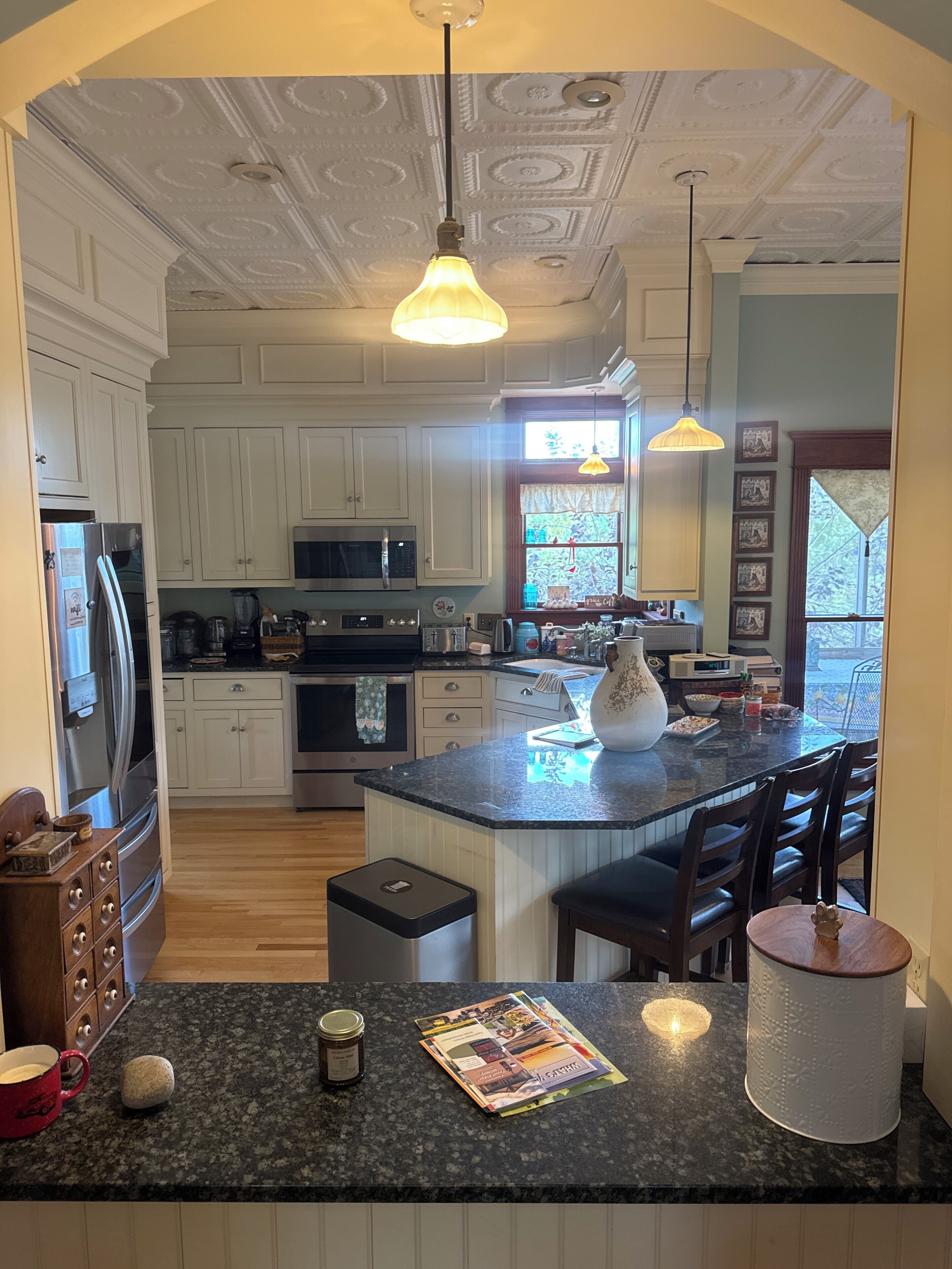 Microwave, stovetop, dishwasher