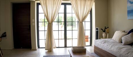 Smart-TV, Stereoanlage