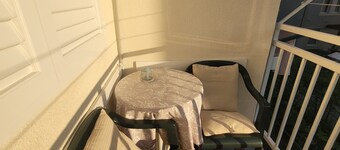 Rooms Futura - Double Room with Balcony 3