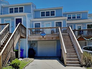 Studio (3 Bedrooms) | Property amenity