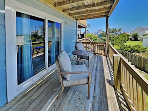 Studio (3 Bedrooms) | Property amenity