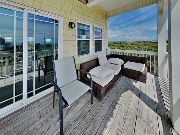 Studio (4 Bedrooms) | Property amenity