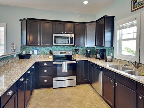 Studio (4 Bedrooms) | Property amenity