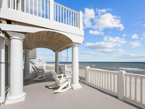 Studio (Multiple Bedrooms) | Property amenity