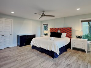 Studio (5 Bedrooms) | Property amenity