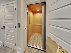 Studio (5 Bedrooms) | Property amenity - Southern Comfort by Carolina Retreats (Kure Beach)