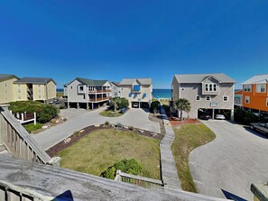 Studio (4 Bedrooms) | Property amenity