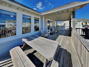 Studio (4 Bedrooms) | Property amenity - Song Of The Sea by Topsail Realty (Holly Ridge)