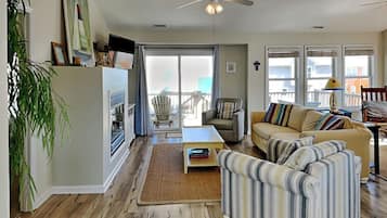 Studio (4 Bedrooms) | Property amenity