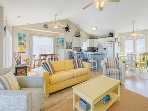 Studio (4 Bedrooms) | Front of property