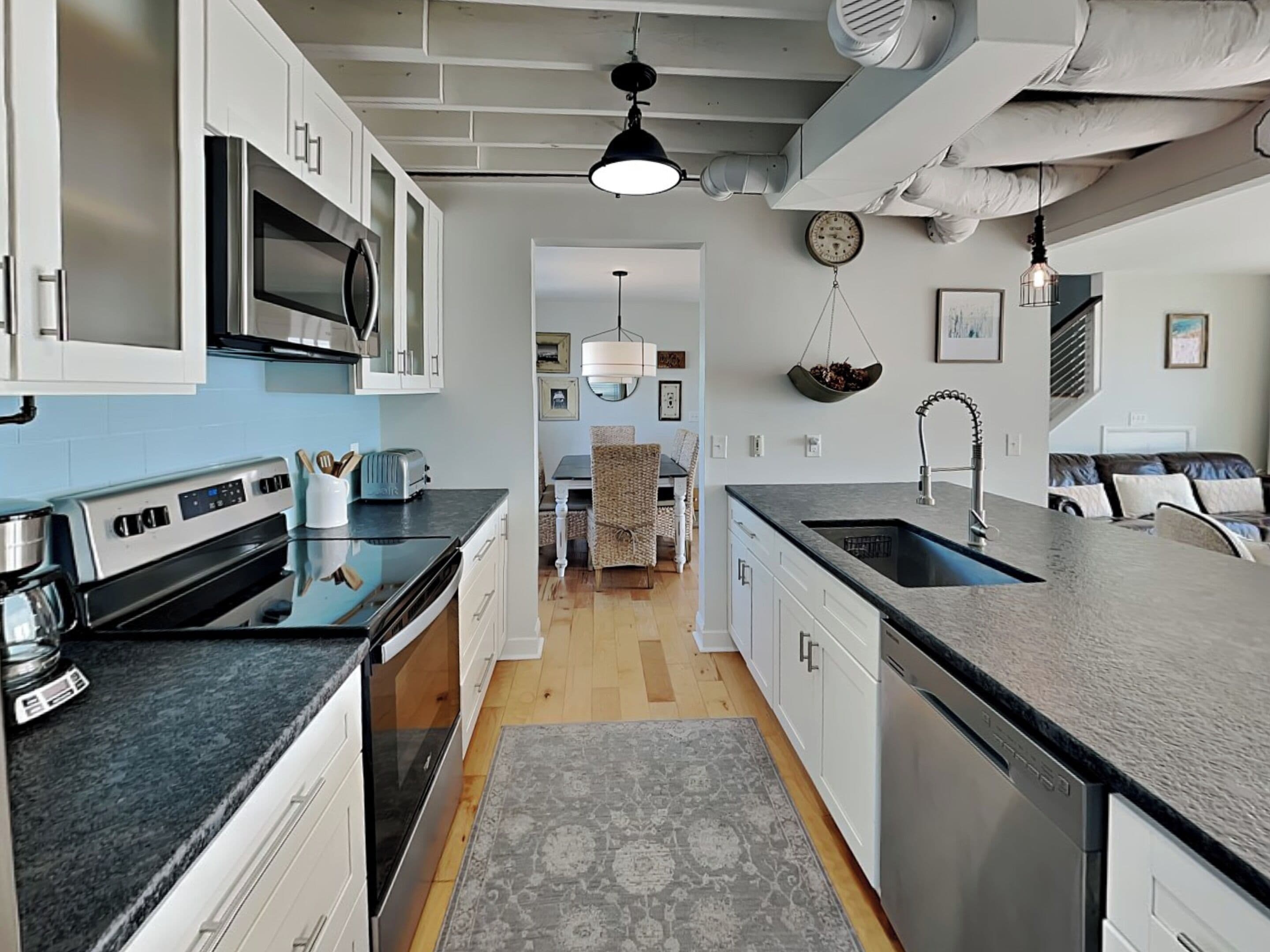 Studio (3 Bedrooms) | Property amenity