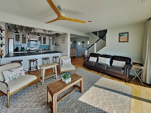Studio (3 Bedrooms) | Property amenity