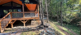 Ruth's Place a private getaway located in the city limits feels like the country