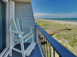 Studio (3 Bedrooms) | Front of property