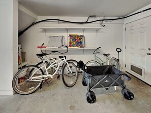 Studio (3 Bedrooms) | Property amenity