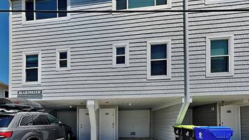 Studio (3 Bedrooms) | Fasilitas properti