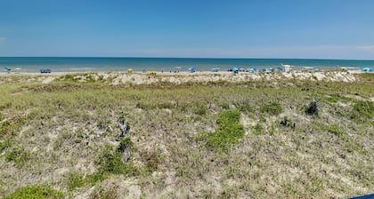 Beauregard's Rest by Carolina Retreats