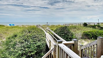 Estudio (5 Bedrooms) | Servicio de la propiedad