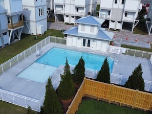 Studio (3 Bedrooms) | Property amenity