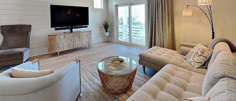 Estudio (3 Bedrooms) | Servicio de la propiedad