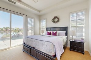 2 bedrooms, iron/ironing board, internet, bed sheets