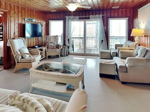 Studio (4 Bedrooms) | Property amenity