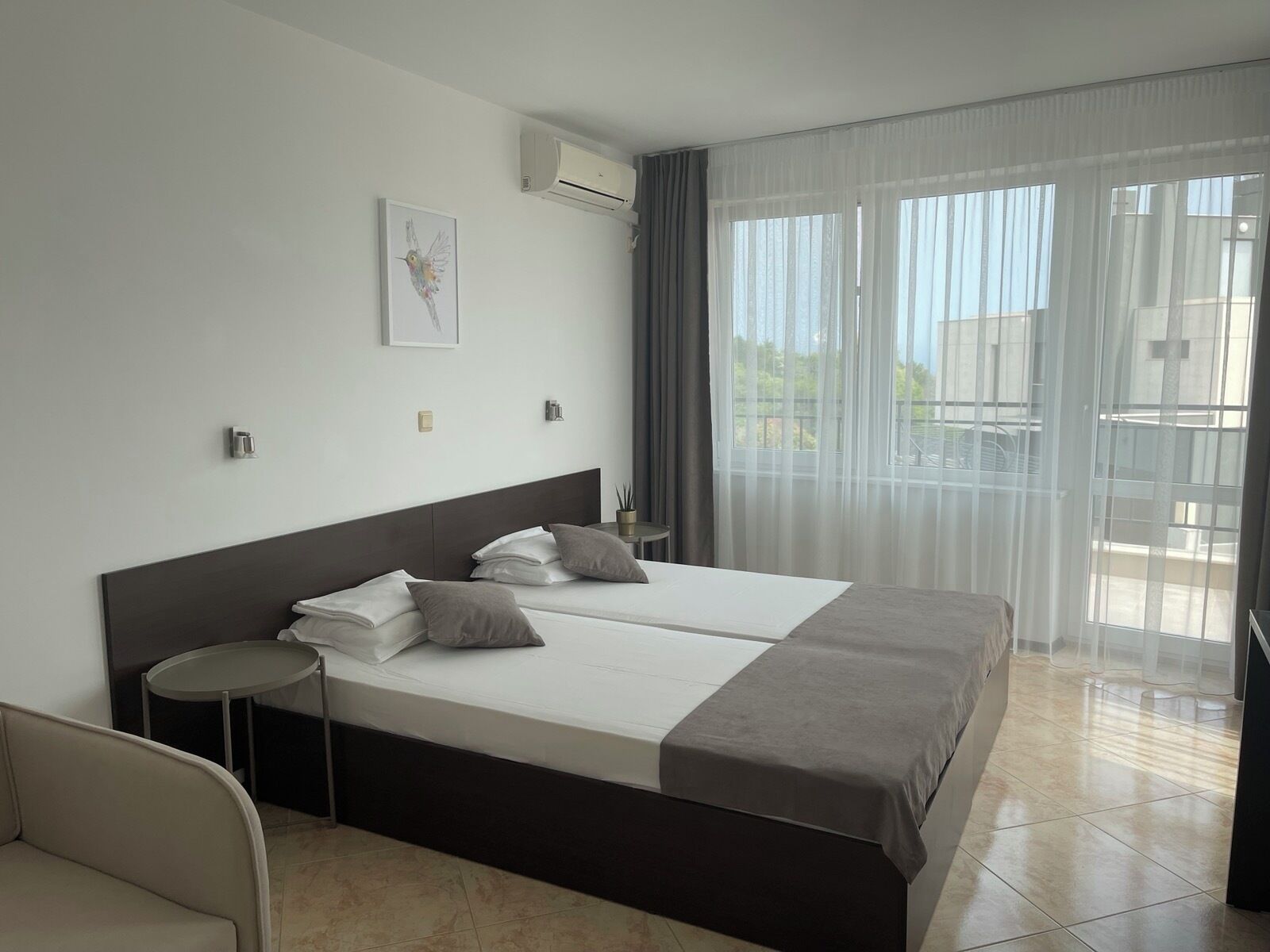 Standard Double Room | In-room safe, iron/ironing board, free WiFi