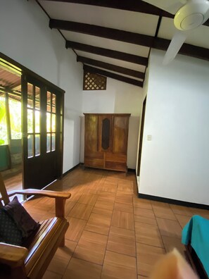 Interior - Momot! In the middle of an exotic garden with a mountain view (Montezuma)