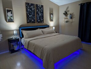 4 Schlafzimmer, Bügeleisen/Bügelbrett, kostenloses WLAN, Bettwäsche
