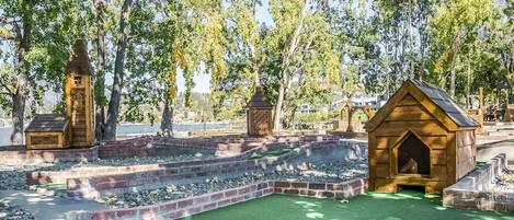 المنطقة المحيطة بالمنشأة