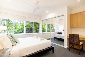 4 室のベッドルーム、アイロン / アイロン台、WiFi (無料)