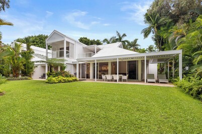 Mirage Resort Villa 120 with access to Sheraton Facilities